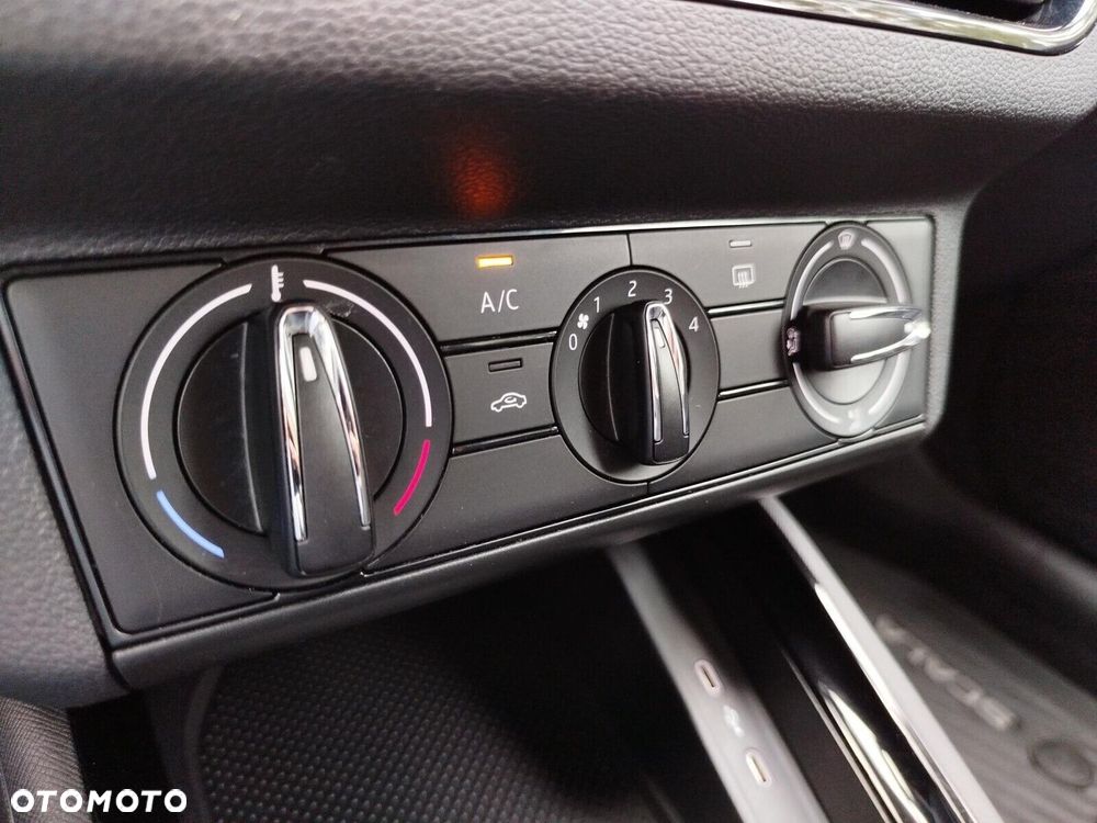 Skoda Scala 1.0 TSI Ambition - 27