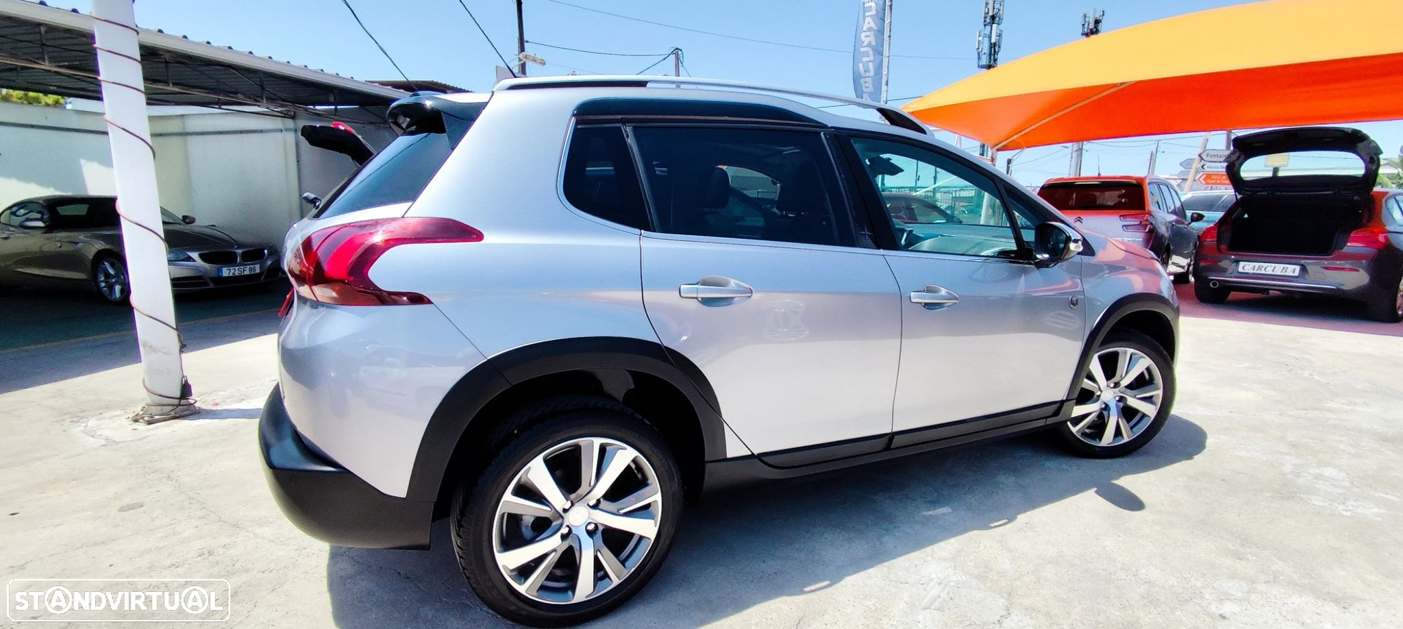 Peugeot 2008 1.6 BlueHDi Crossway - 11