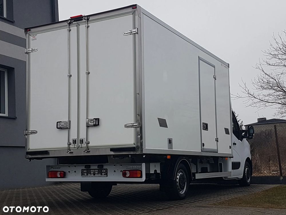 Renault MASTER 8EP CHŁODNIA MROŹNIA 4,22x2,11x2,01 IZOTERMA AGREGAT THERMO KING V-500 MAX GRZANIE KLIMA KRAJOWY - 29