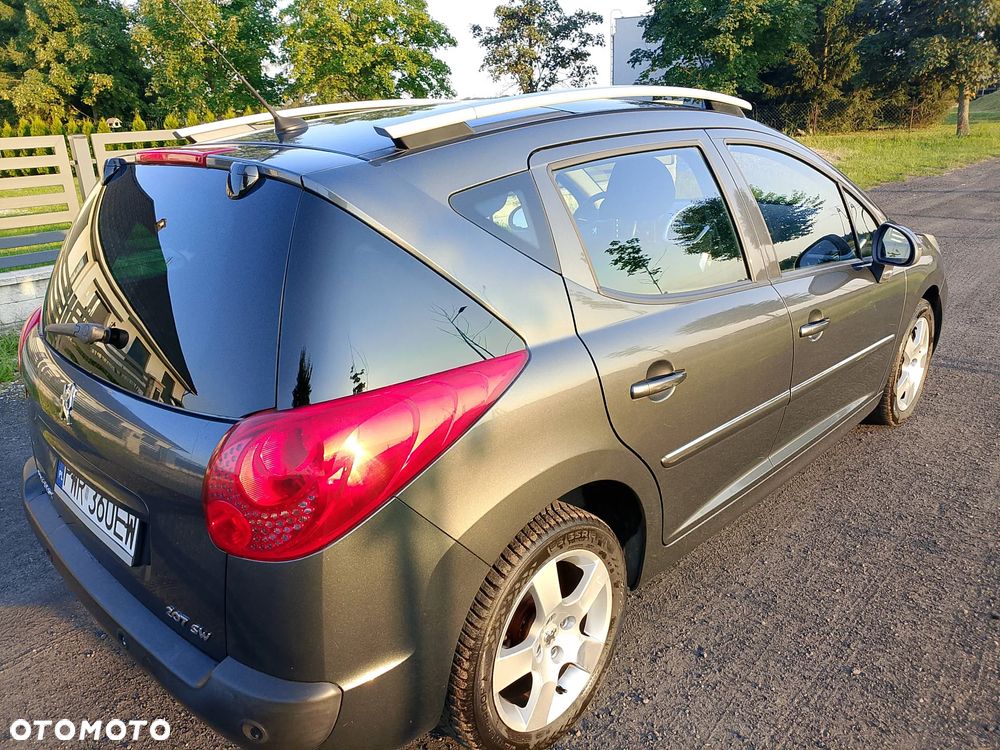 Peugeot 207 - 4