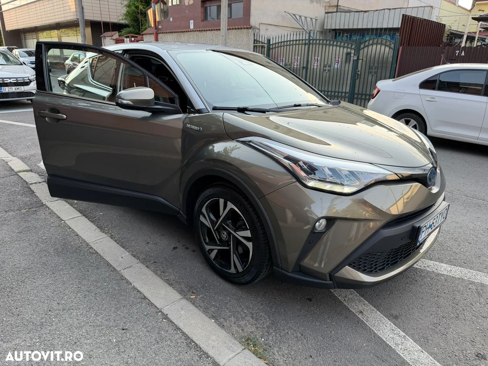 Toyota C-HR 2.0 HEV 180 CP 4x2 CVT Dynamic - 5