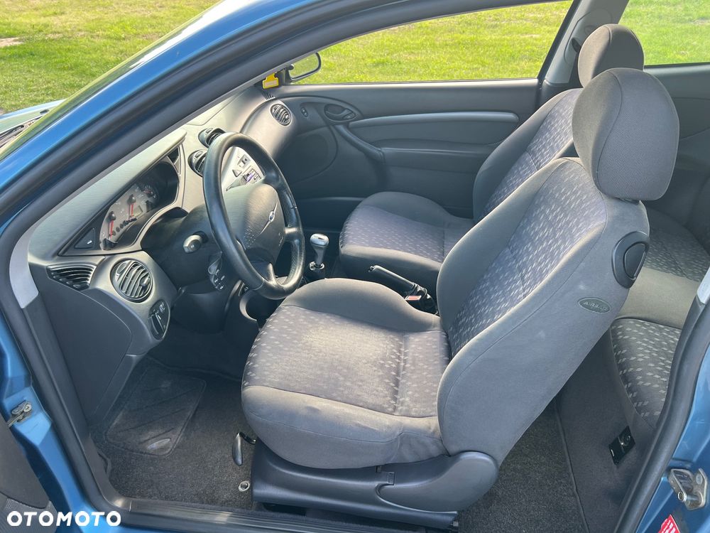 Ford Focus 1.4 Ambiente - 7