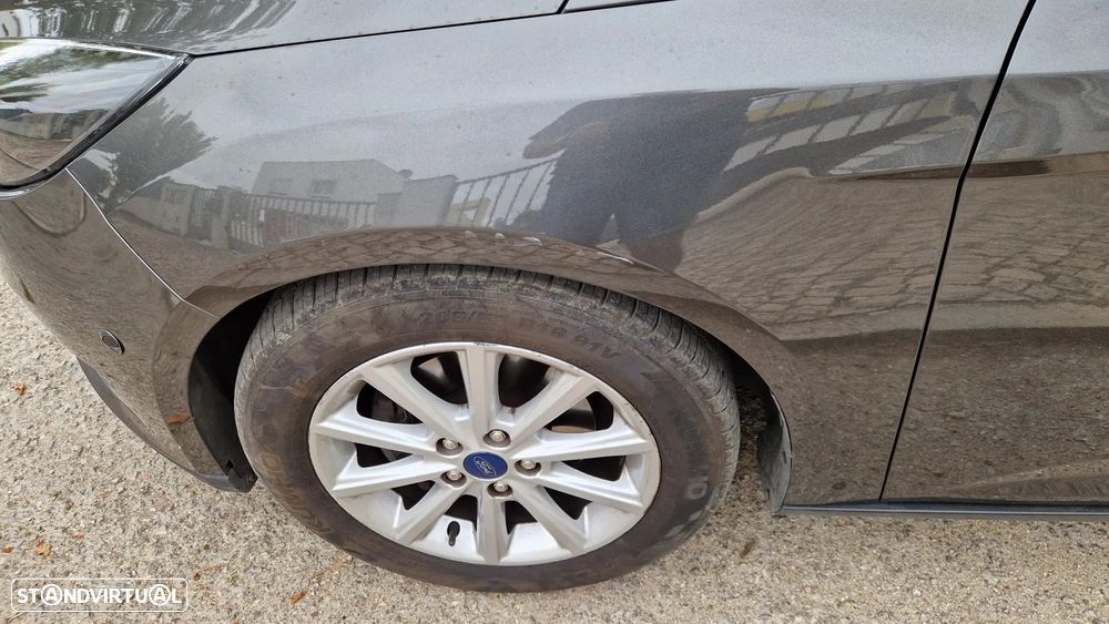 Ford Focus 1.5 TDCi Titanium - 6