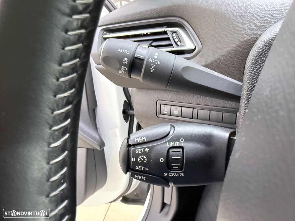 Peugeot 308 PureTech 130 EAT6 Stop & Start Allure - 13