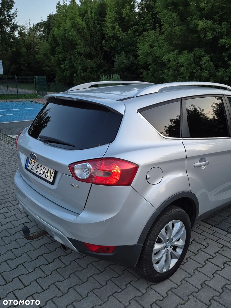 Ford Kuga 2.0 TDCi Titanium - 6