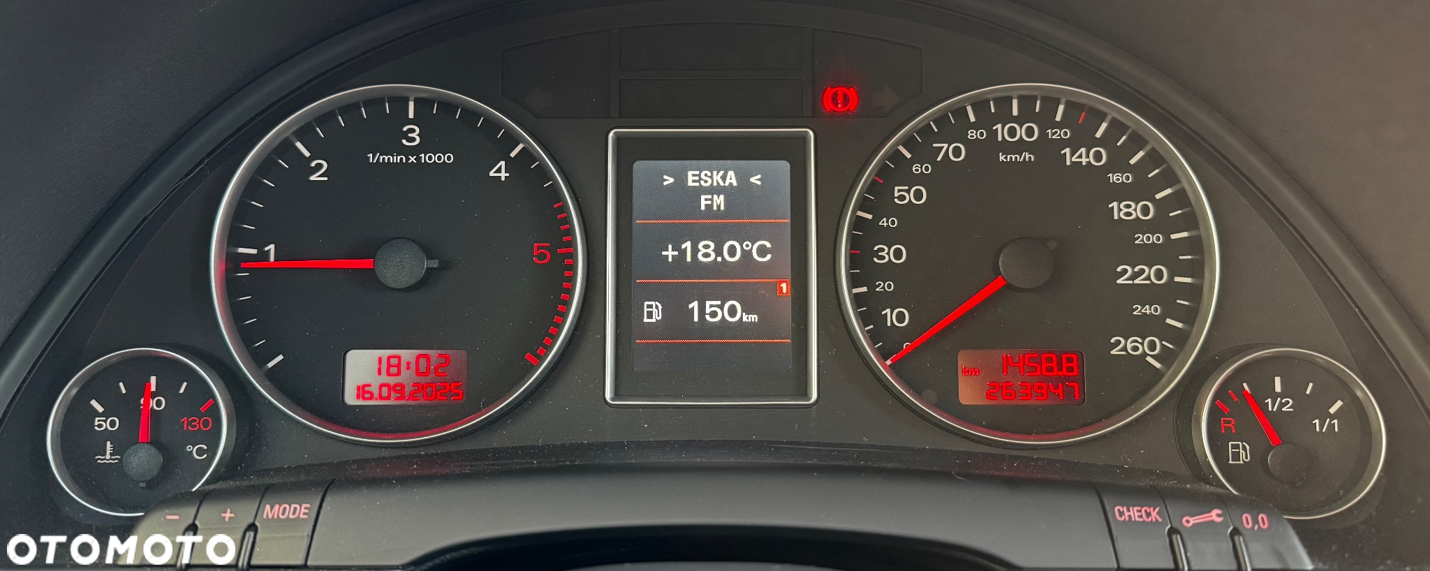 Audi A4 ver-2-0-tdi-dpf-s-line-sportpaket-plus- - 23