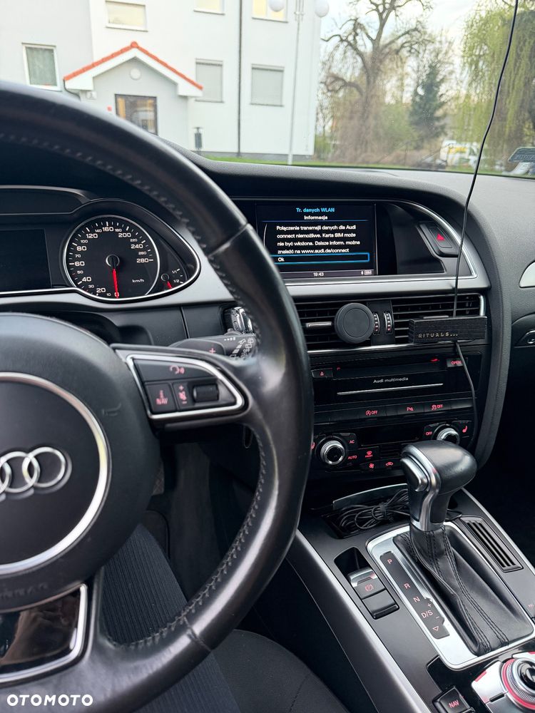 Audi A4 Avant 2.0 TDI DPF clean diesel multitronic Attraction - 9