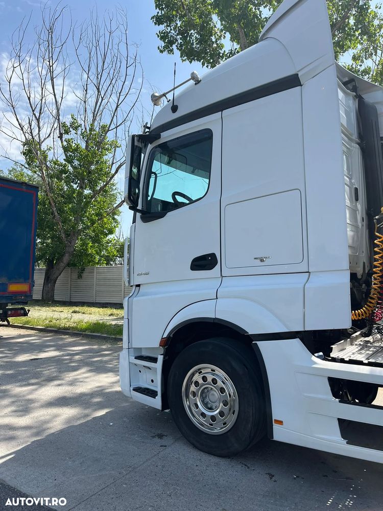 Mercedes-Benz Actros - 14