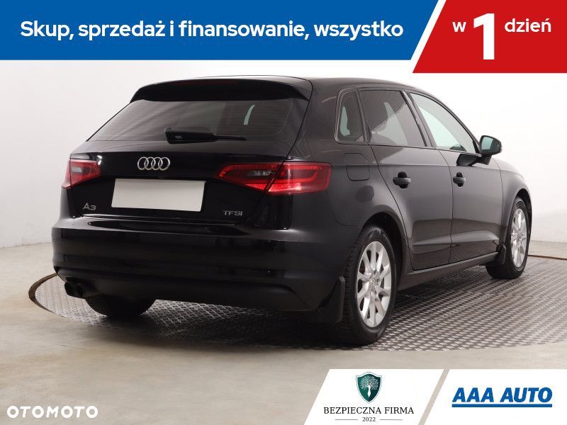 Audi A3 Sportback - 7