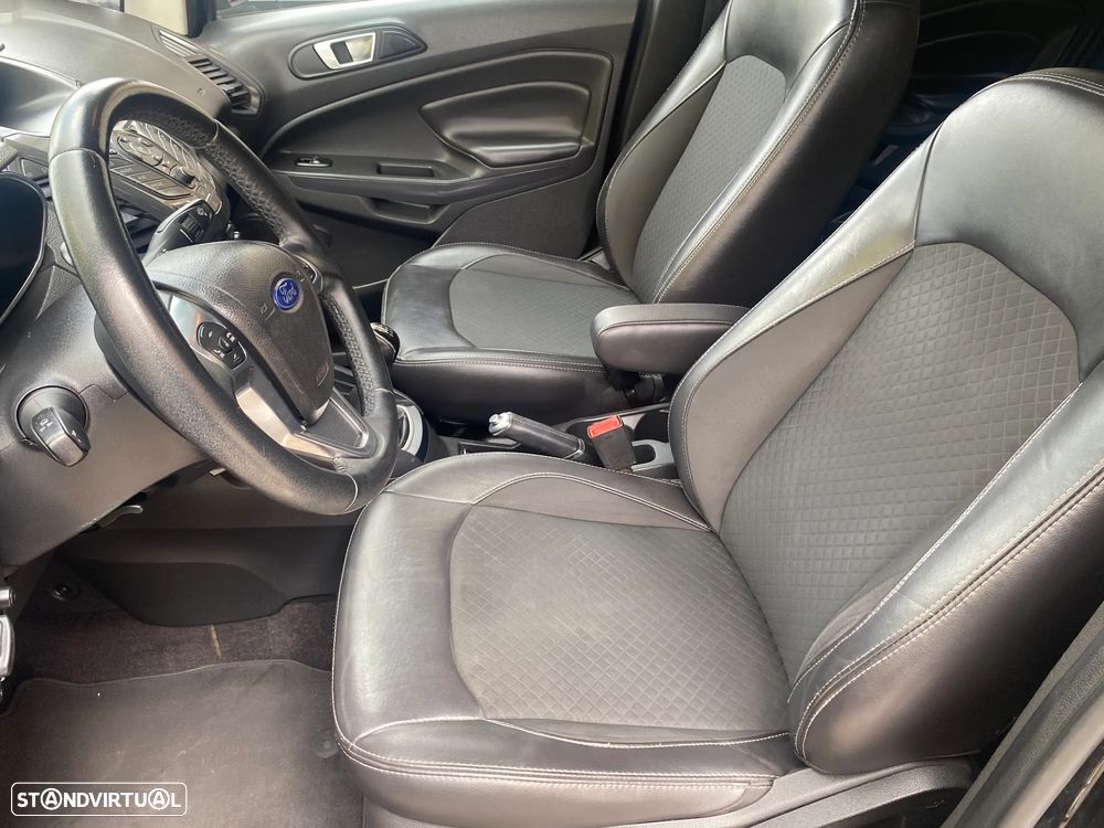 Ford EcoSport 1.0 EcoBoost Titanium - 33
