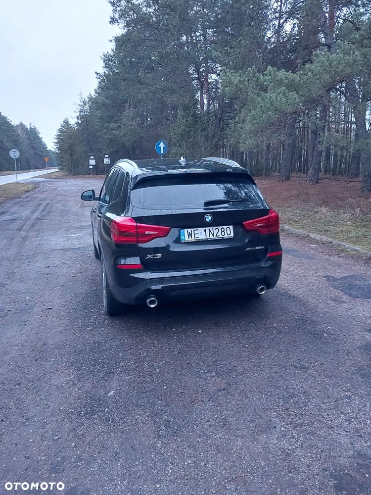 BMW X3 xDrive20d Advantage - 2