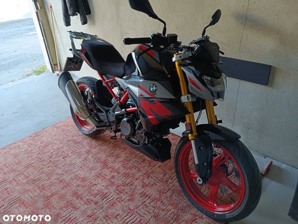 BMW G - 6