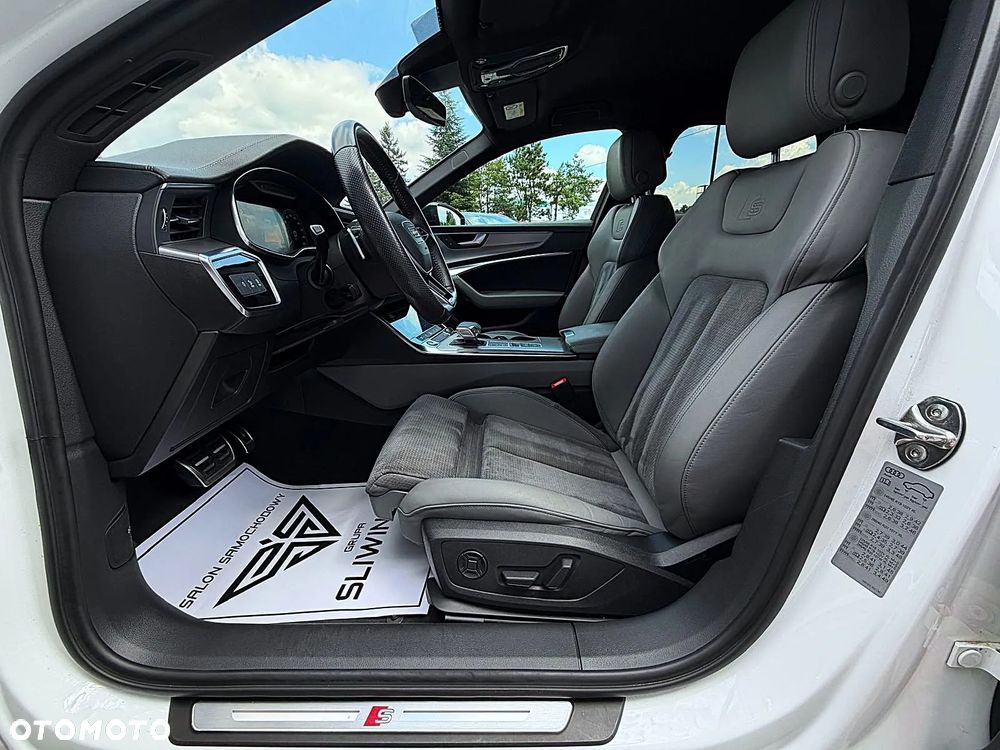Audi A6 Avant 55 TFSI e Quattro Sport S tronic - 17