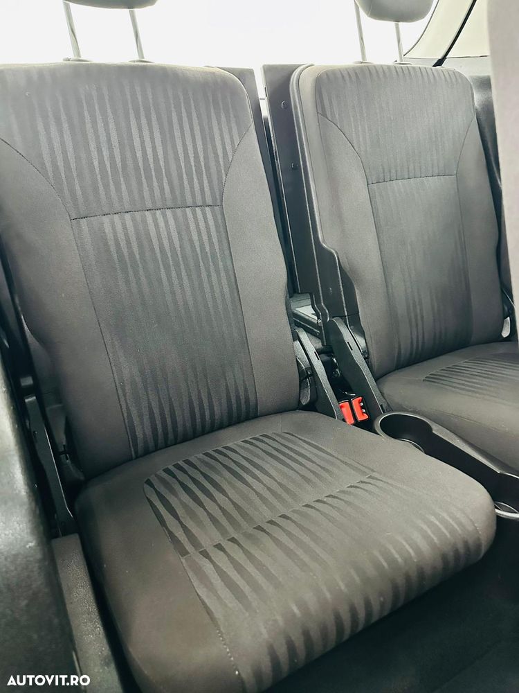 Opel Zafira Tourer 2.0 CDTI ECOFLEX Start/Stop Active - 18