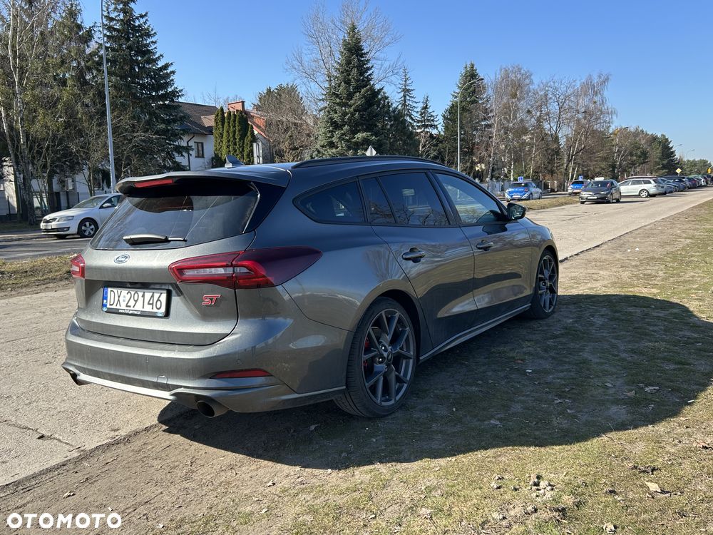 Ford Focus 2.3 EcoBoost ST X - 6