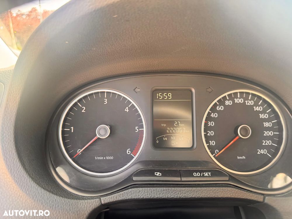 Volkswagen Polo 1.6 TDI DSG Team - 7