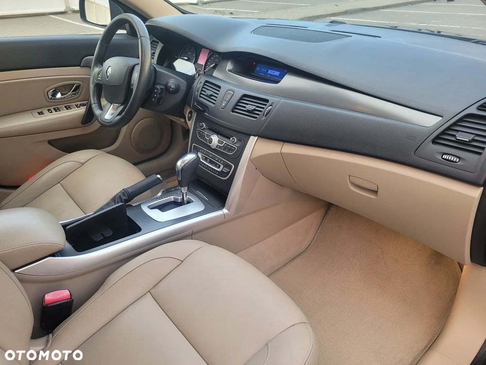 Renault Latitude dCi 175 FAP - 14