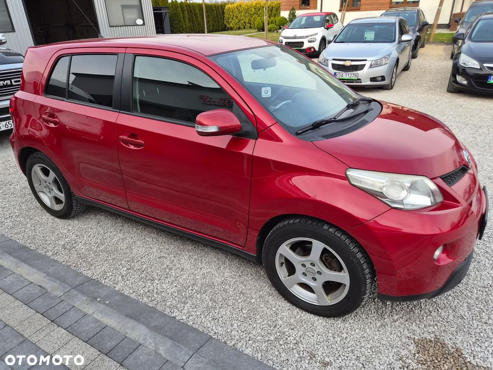 Toyota Urban Cruiser - 11