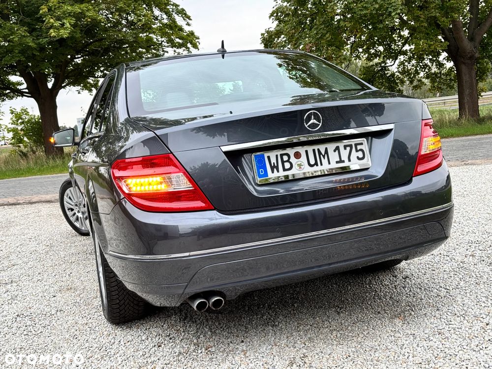 Mercedes-Benz Klasa C 180 Kompressor Avantgarde - 25