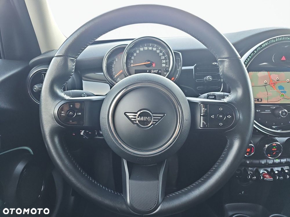 MINI Cooper Classic Trim - 12