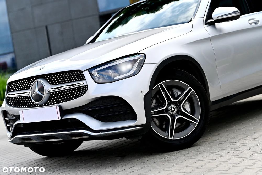 Mercedes-Benz GLC 200 d 4Matic 9G-TRONIC AMG Line - 9