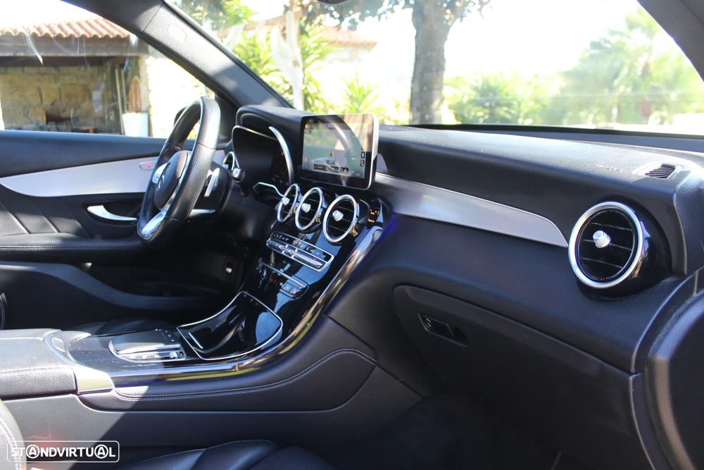 Mercedes-Benz GLC 300 de 4Matic 9G-TRONIC AMG Line - 27