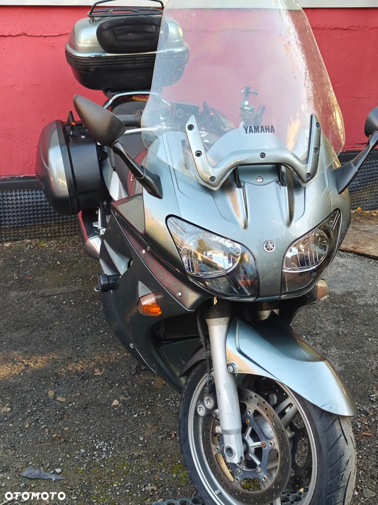 Yamaha FJR - 3