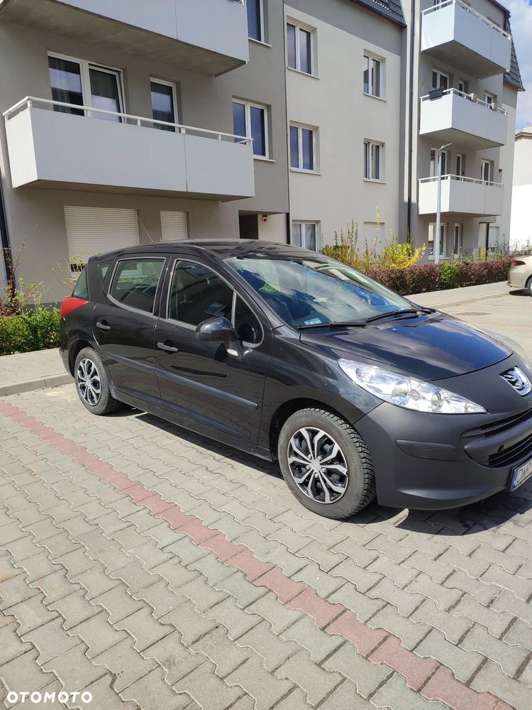 Peugeot 207 1.4 - 4