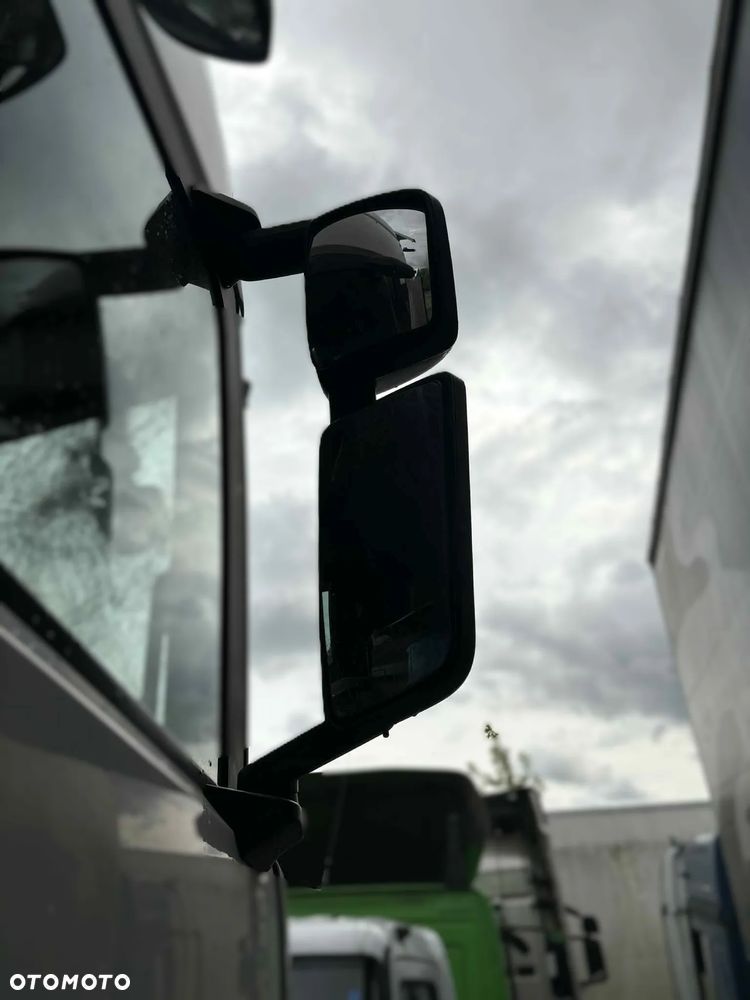 LUSTERKO LEWE/ PRAWE ORYGINAŁ SCANIA R500 2019R - 2