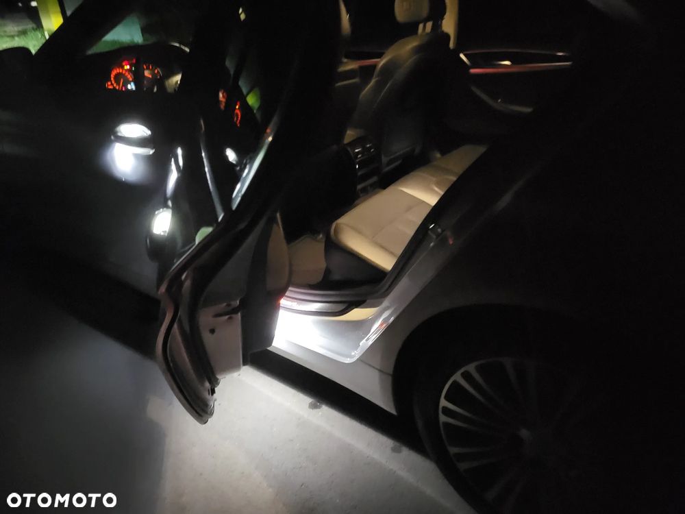 BMW Seria 5 - 15