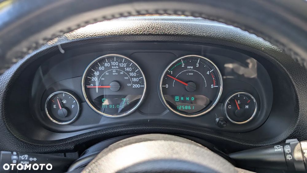 Jeep Wrangler 2.8 CRD Rubicon - 30