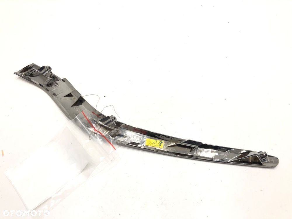 LISTWA ZDERZAKA TYŁ PRAWA CHROM  RENAULT CAPTUR II 2020 - 2022 TCe 140 (HFN0) 103 kW [140 KM] - 3