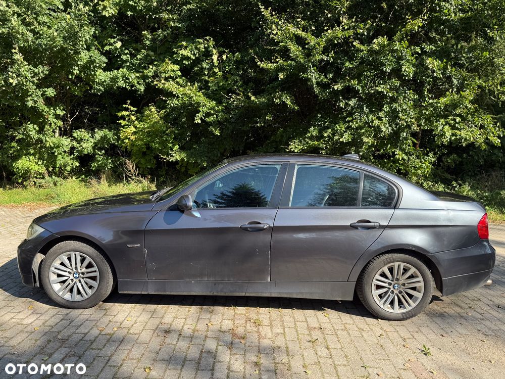 BMW Seria 3 320d - 6