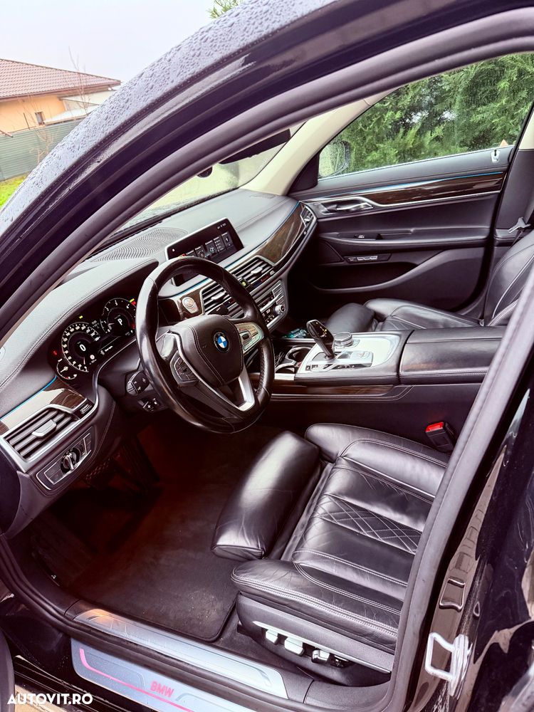 BMW Seria 7 730d - 9