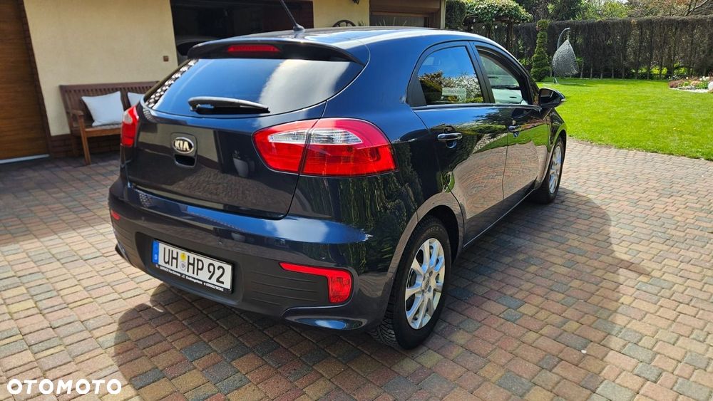 Kia Rio - 9