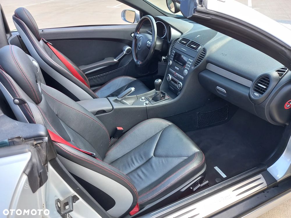 Mercedes-Benz SLK 350 Sport Edition - 6
