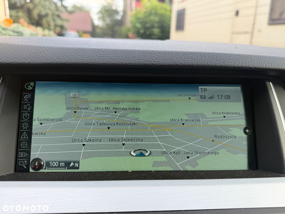 BMW Seria 5 520d Luxury Line - 37