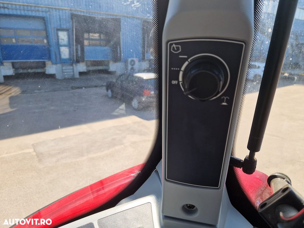 Valtra T 235A TRACTOR AGRICOL 4x4 - 31