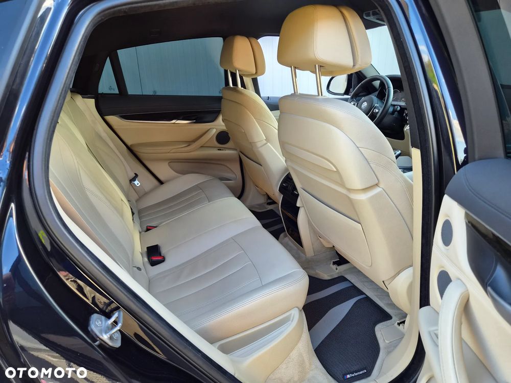 BMW X6M - 17