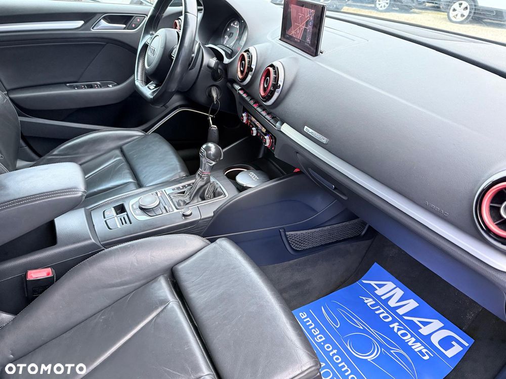 Audi S3 Limousine S tronic - 15