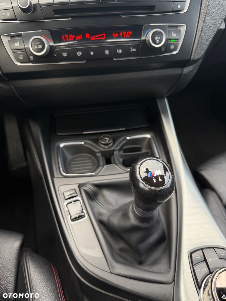 BMW Seria 1 118d Sport Line - 11