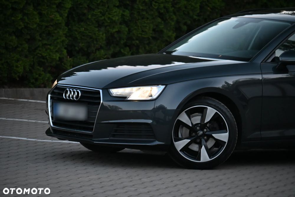 Audi A4 Avant - 4