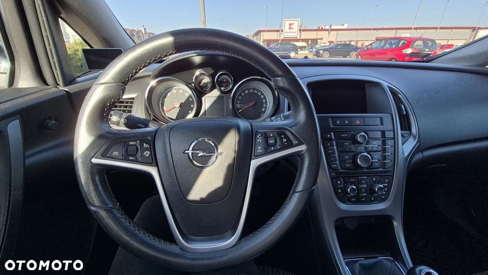 Opel Astra 1.4 Turbo - 8