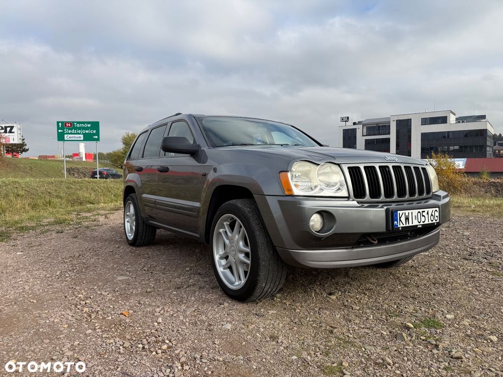 Jeep Grand Cherokee - 1