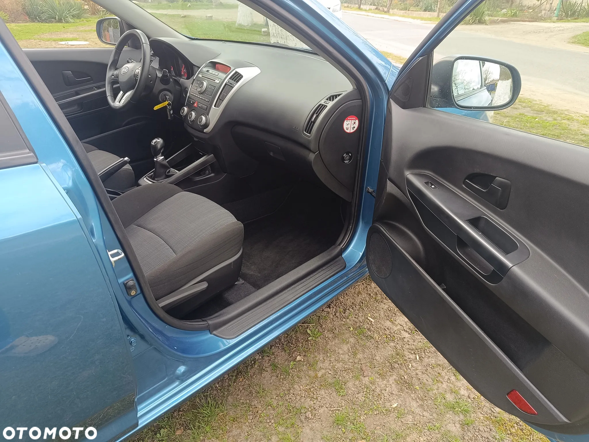 Kia Ceed 1.4 CVVT Attract - 11