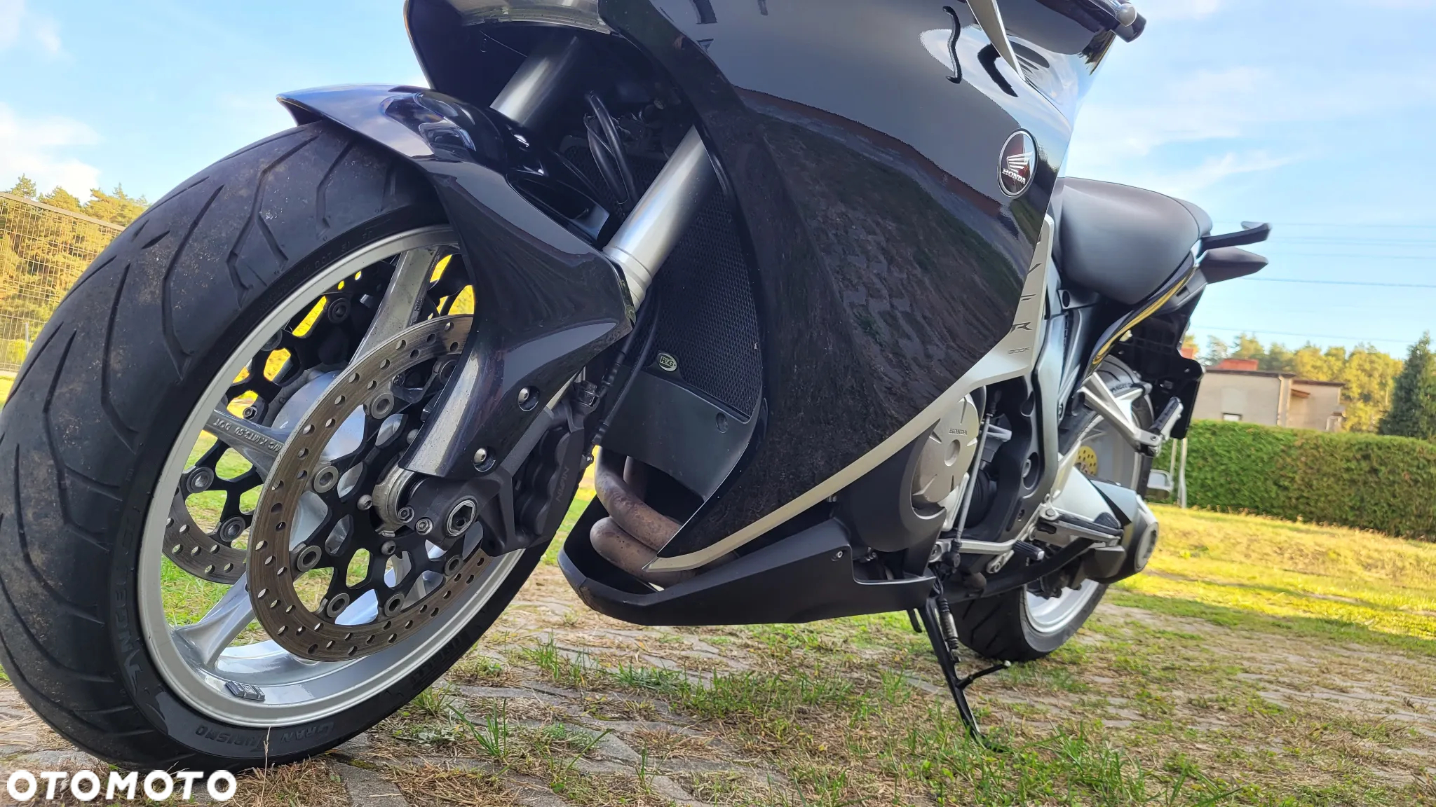 Honda VFR - 9