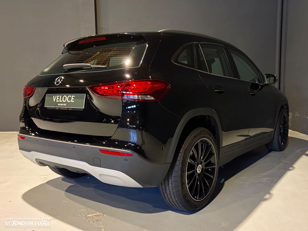 Mercedes-Benz GLA 180 7G-DCT - 6