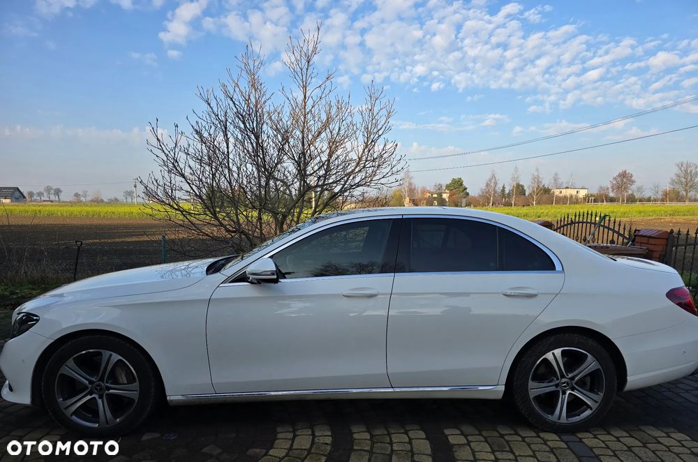 Mercedes-Benz Klasa E 400 d 4-Matic 9G-TRONIC - 8