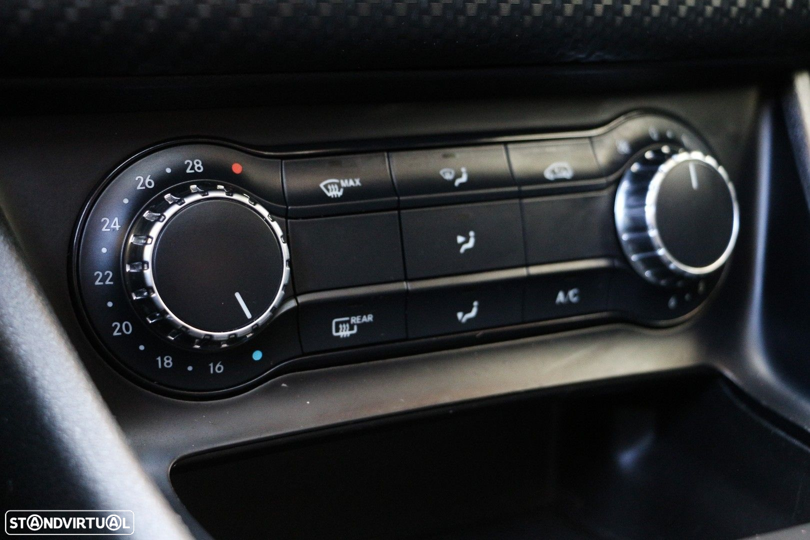 Mercedes-Benz A 200 CDi BE AMG Line - 17
