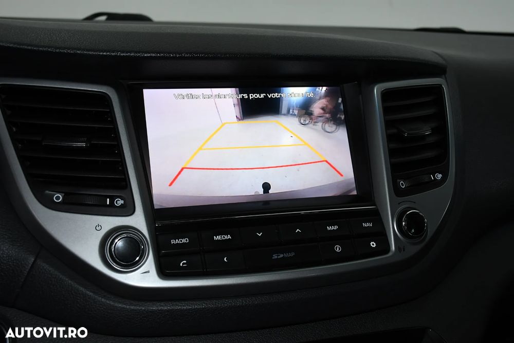 Hyundai Tucson 2.0 CRDI 2WD Style - 8